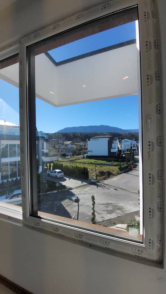 ویلای 400 متر ی دوبلکس نوساز شهرکی پلاک یک جنگل سیسنگان