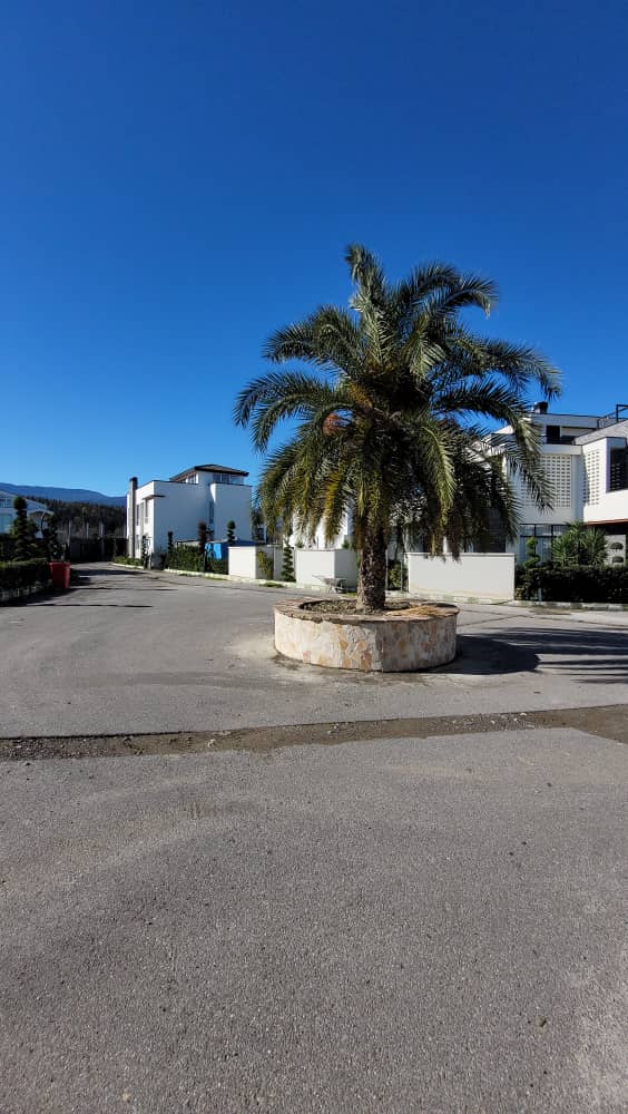 ویلای 400 متر ی دوبلکس نوساز شهرکی پلاک یک جنگل سیسنگان