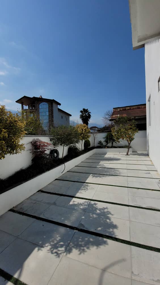 ویلای 210 متری دوبلکس نوساز شیک نوشهر