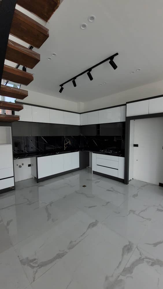 ویلای 210 متری دوبلکس نوساز شیک نوشهر