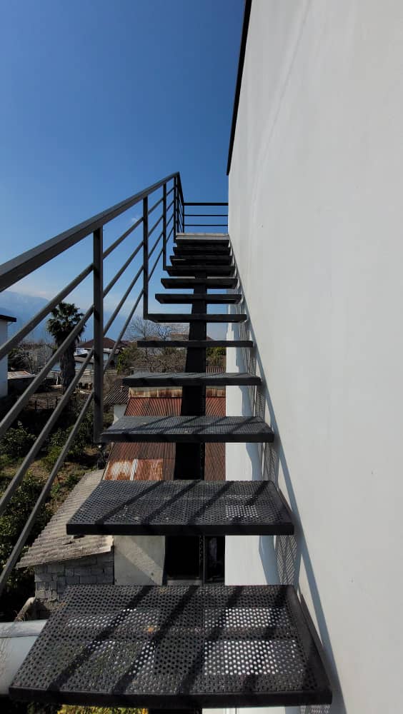 ویلای 210 متری دوبلکس نوساز شیک نوشهر