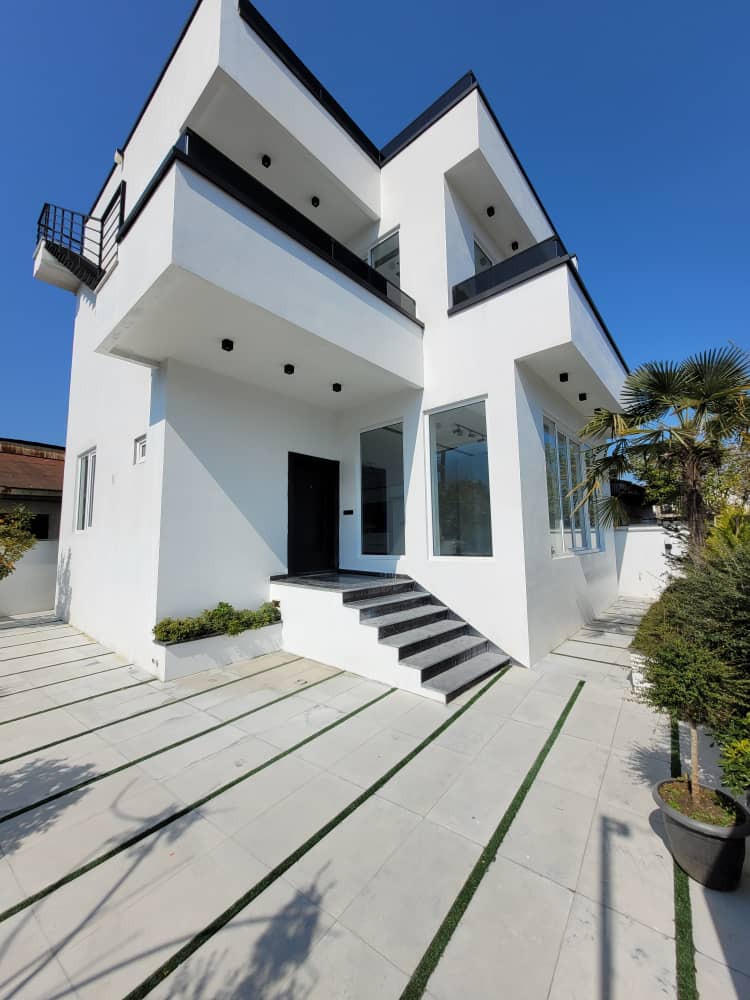 ویلای  200 متری همکف نوشهر