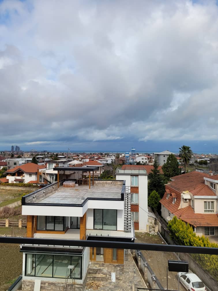 ویلای 270 متری تریبلکس نوساز منطقه رویان