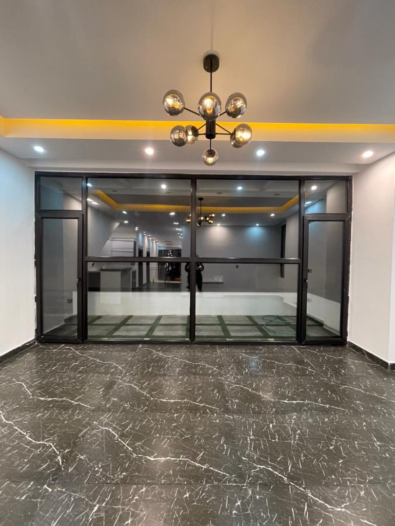 ویلای 411 متری لاکچری و دوبلکس رویان