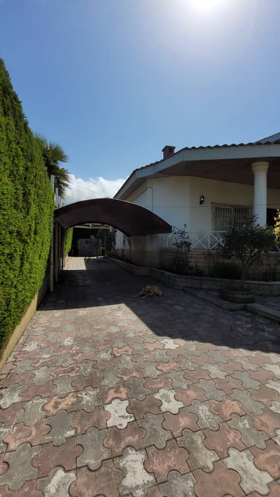 ویلا باغ ساحلی 730 متری شهرکی نوشهر