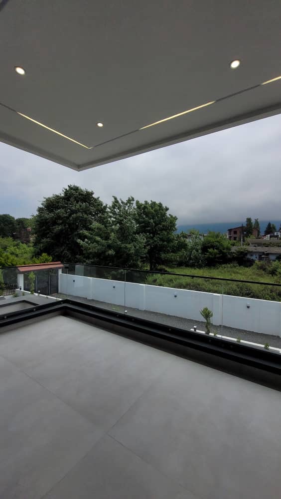 ویلای 335 متری مدرن و خوش ساخت منطقه برند نوشهر