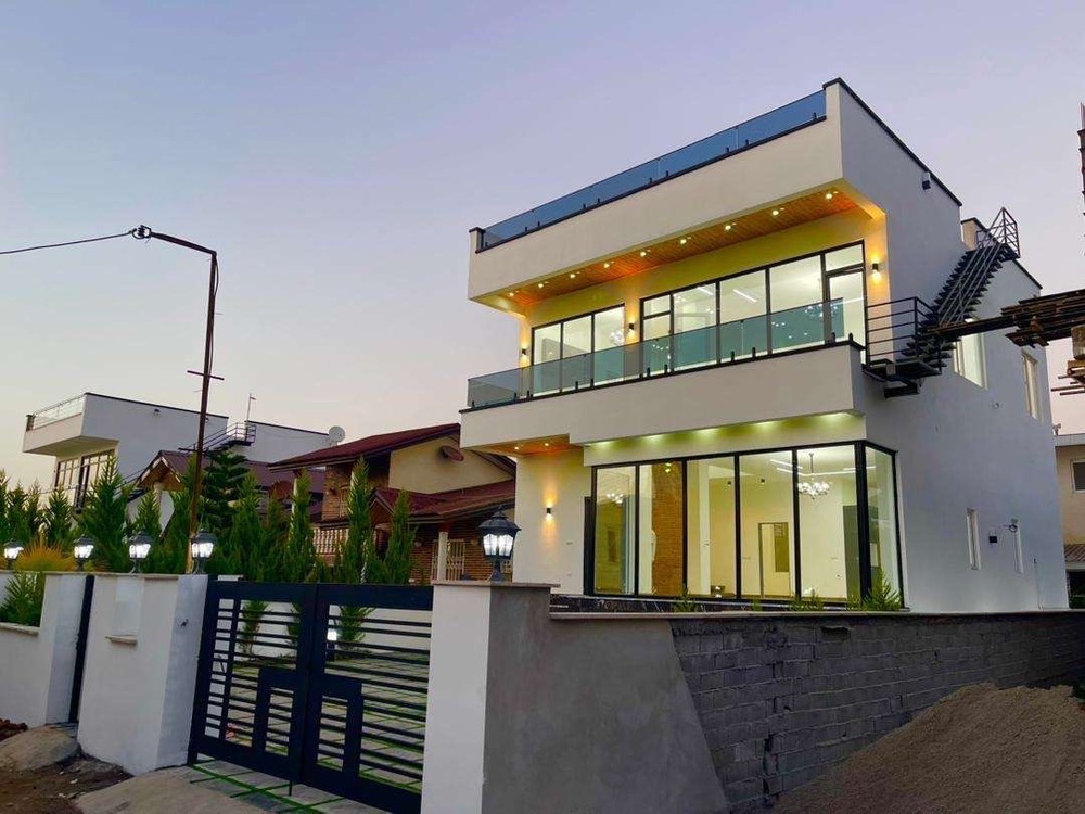 ویلای 270 متری مدرن نوساخت چلندر