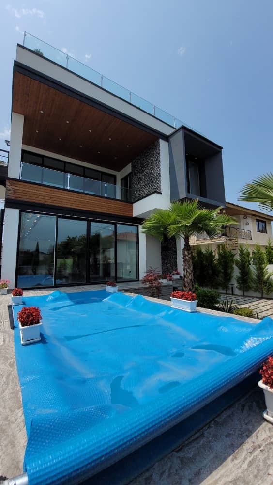 ویلای 330 متری دوبلکس نوساز  ونوش رویان