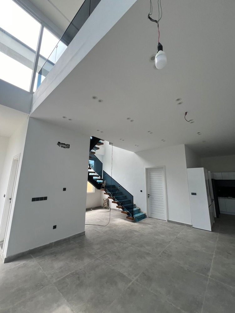 ویلای 300 متری جنگلی  منطقه رویان