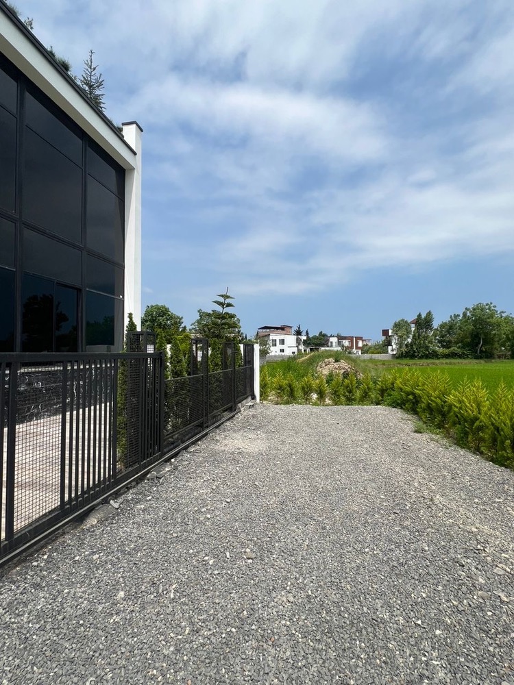 ویلای 300 متری جنگلی  منطقه رویان