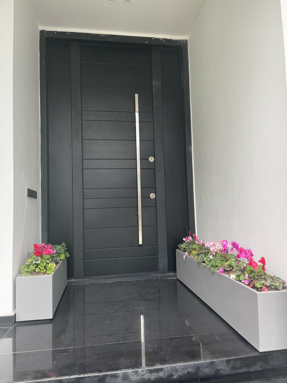 ویلا ساحلی مدرن شهرک برند