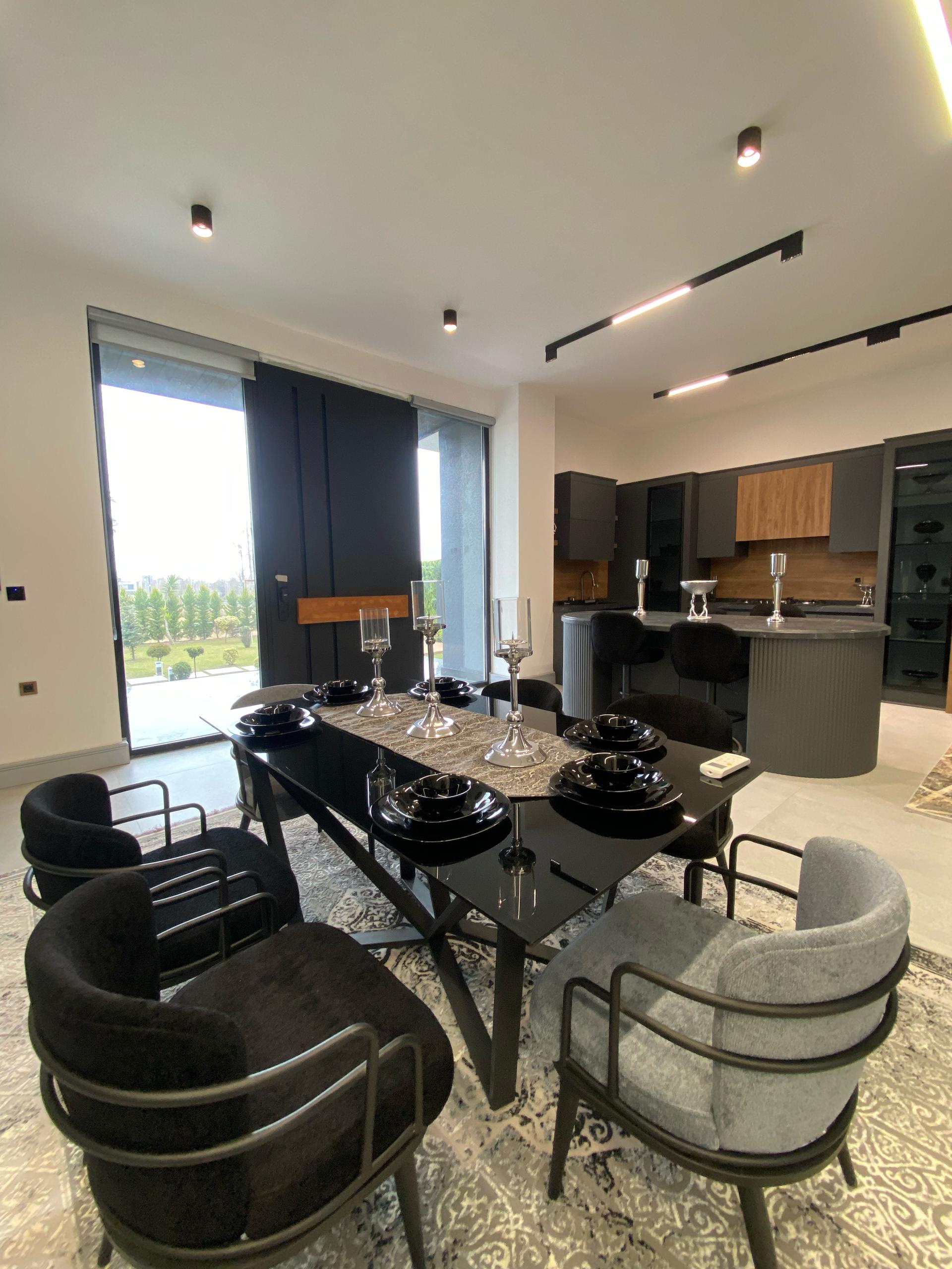 ویلا باغ مدرن لوکس